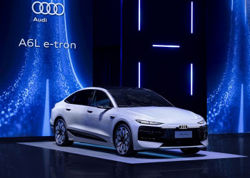 L'Audi A6L e-tron offre un empattement plus long de 132 millimètres que sur la version mondiale de l'A6L e-tron