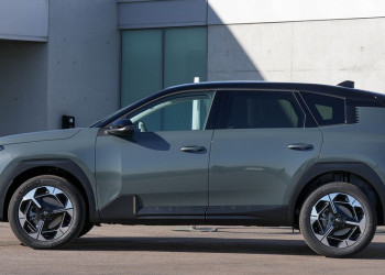La seconde génération du Citroën C5 Aircross repose sur la plateforme Stellantis STLA Medium