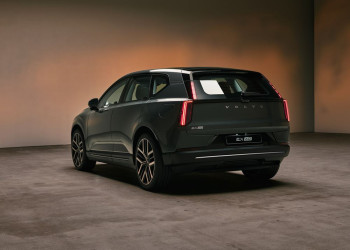 Le Volvo EX60 électrique à transmission intégrale peut parcourir jusqu'à 810 km avec une seule charge