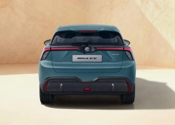 La MG4 EV revient dans une version dotée d'améliorations techniques sur la partie électrique