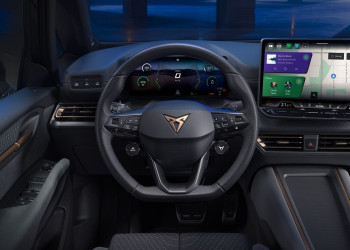 La Cupra Born électrique restylée affiche un design percutant