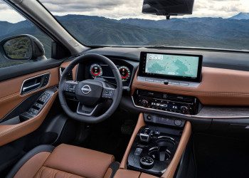 Le crossover familial Nissan X-Trail restylé affiche un esprit d'aventure plus affirmé