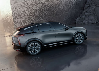 Le SUV de taille intermédiaire DS N°7 revendique un style distinctif