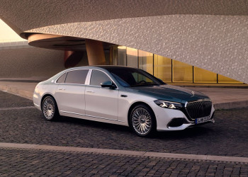 La limousine de luxe Mercedes-Maybach Classe S reçoit une mise à jour complète