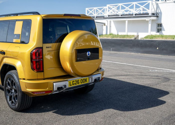 Le SUV Denza Bao 5 hybride rechargeable développe une puissance cumulée de 544 ch