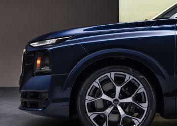 Le grand SUV familial Audi Q9 est le nouveau modèle premium phare du portefeuille Audi
