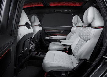Le grand SUV familial Audi Q9 est le nouveau modèle premium phare du portefeuille Audi