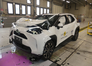 Le crossover urbain Toyota Yaris Cross obtient quatre étoiles sur cinq étoiles aux crash-tests Euro NCAP 2025