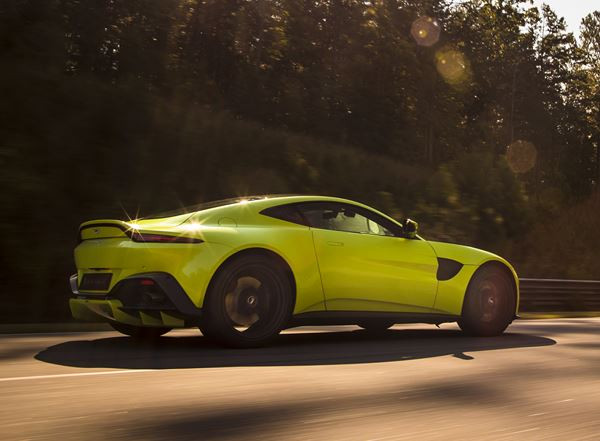 ASTON MARTIN Vantage