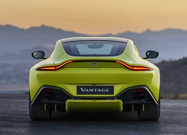 ASTON MARTIN Vantage