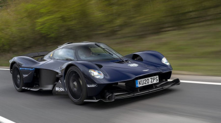 ASTON MARTIN Valkyrie Coupé