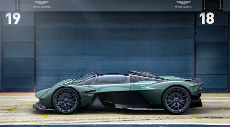 ASTON MARTIN Valkyrie Spider