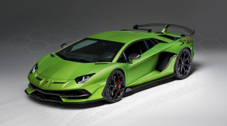 LAMBORGHINI Aventador SVJ