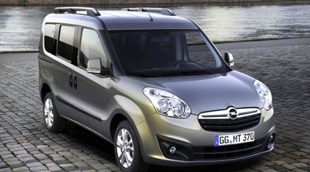 OPEL Combo Tour 7 places 1.6 CDTI 90 L1H1 Cosmo Start/Stop Fap