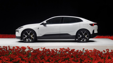 POLESTAR Polestar 4