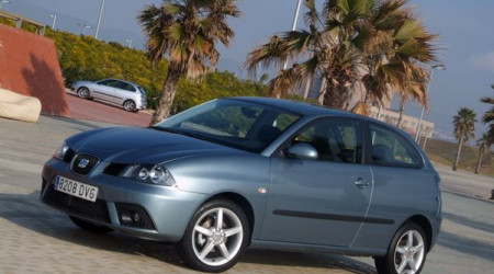 SEAT Ibiza 3 portes 1.4i 16V 100 Sport