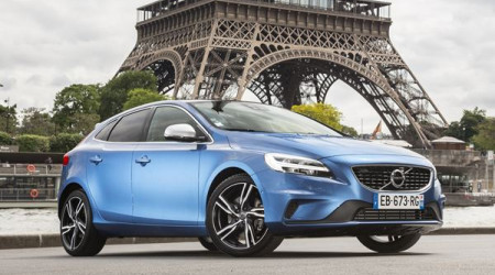 VOLVO V40 D2 120 Kinetic Geartronic 6
